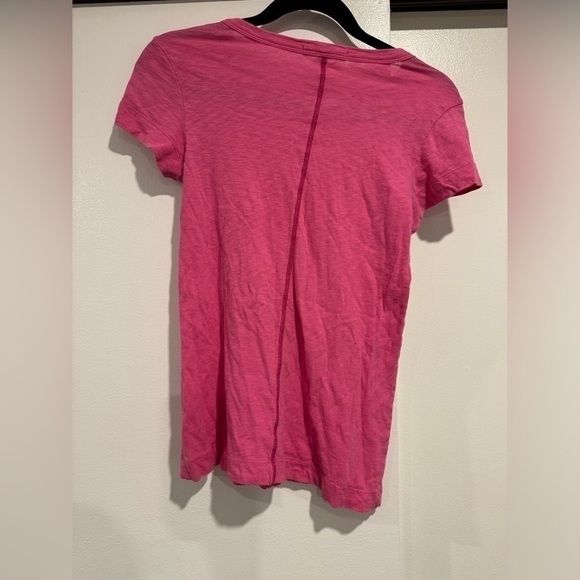 GAP pink T-Shirt size XSmall - Picture 5 of 5